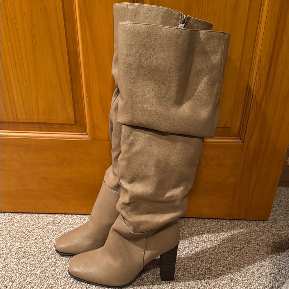 Women's Tan Knee-High Boots